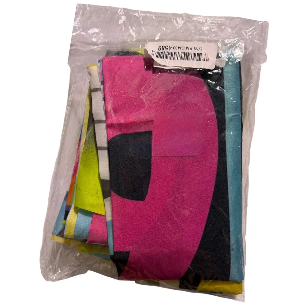 NWT Back to the 90s Retro Graffiti Party Photo Backdrop Banner 7x5 Ft